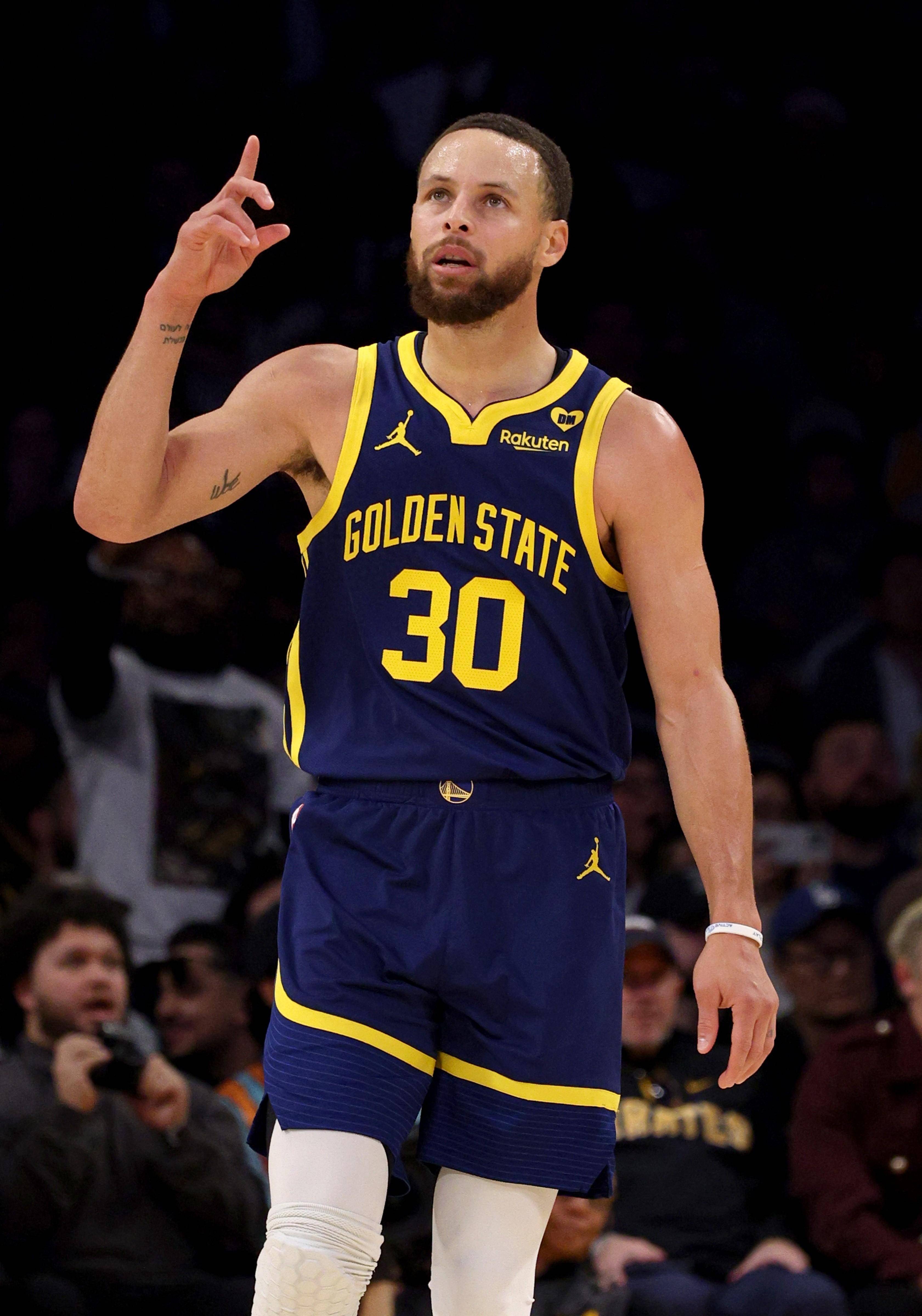 奢侈税的双 奢侈税的双